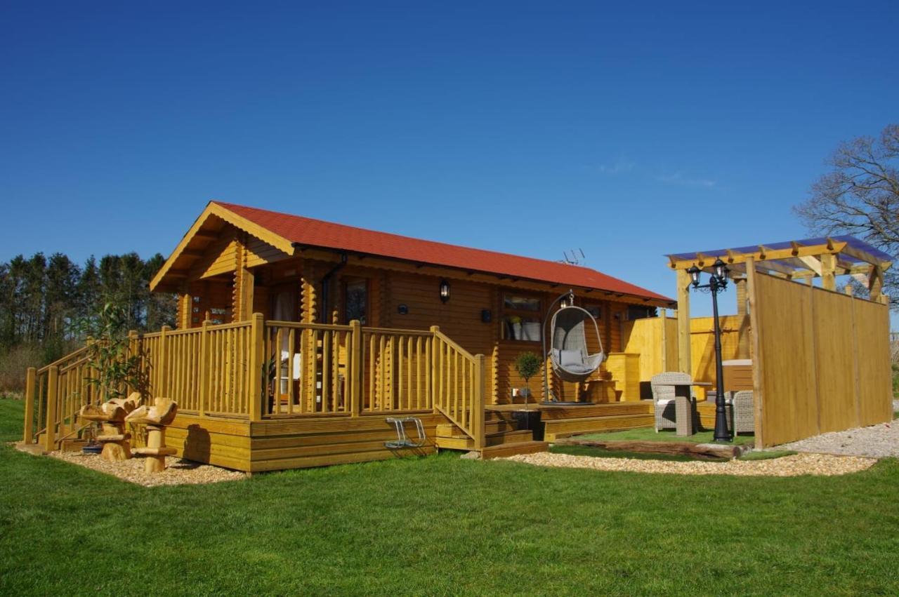 Balmoral Studio Lodge Ellesmere Exterior photo